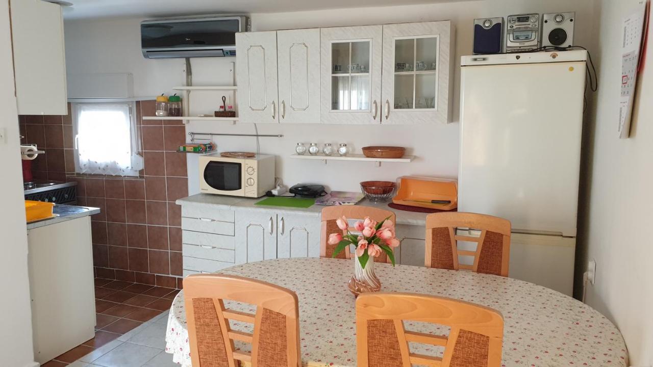 Apartman Dinka Punat Exteriér fotografie
